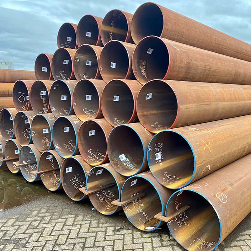 Stalen buizen diameter 700 mm