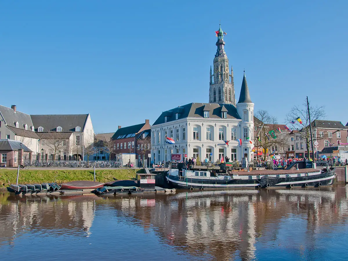 Stalen buizen in Breda